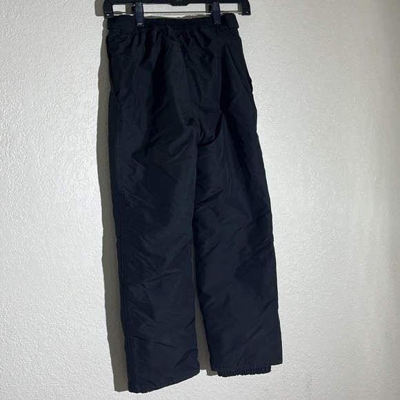 Children’s place size 10 snow pants - Picture 2 of 5